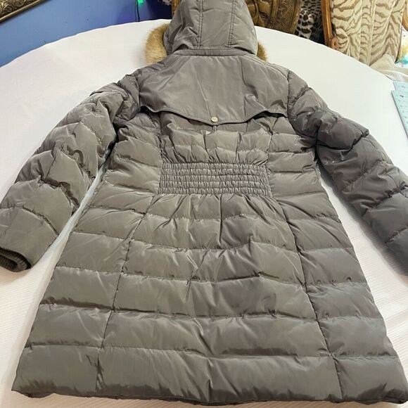 Michael Kors Grey Down Puffer Jacket Coat Size Large - Picture 10 of 13